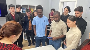 Иностранных студентов Краснодара познакомили с русскими народными традициями в Доме молодёжи