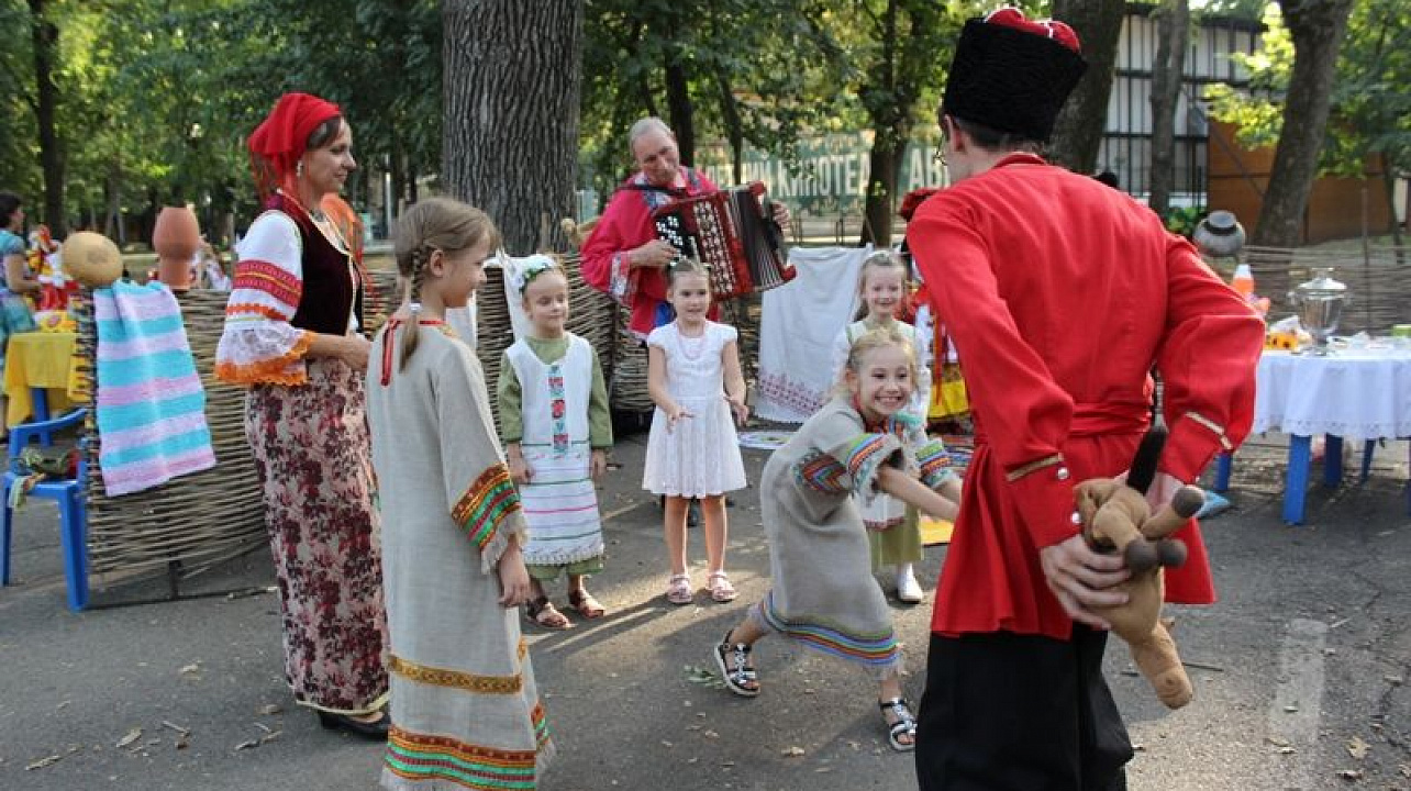 В Центральном округе отметили 80-летний юбилей Кубани