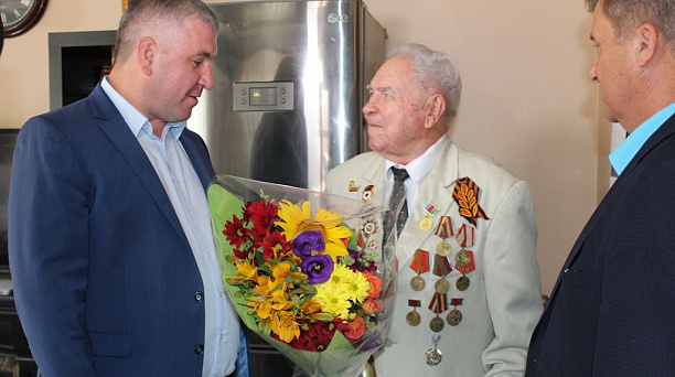 Почетный гражданин Краснодара Дмитрий Шлыков отмечает  День рождения