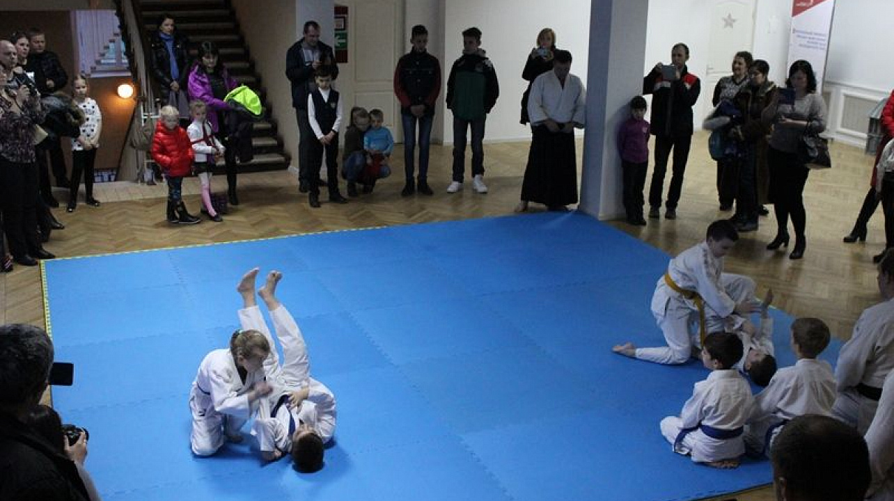 В Центральном округе проходит фестиваль боевых искусств