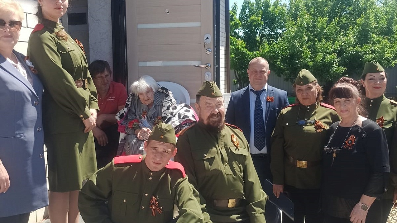 Честь, слава и низкий поклон поколению победителей! 