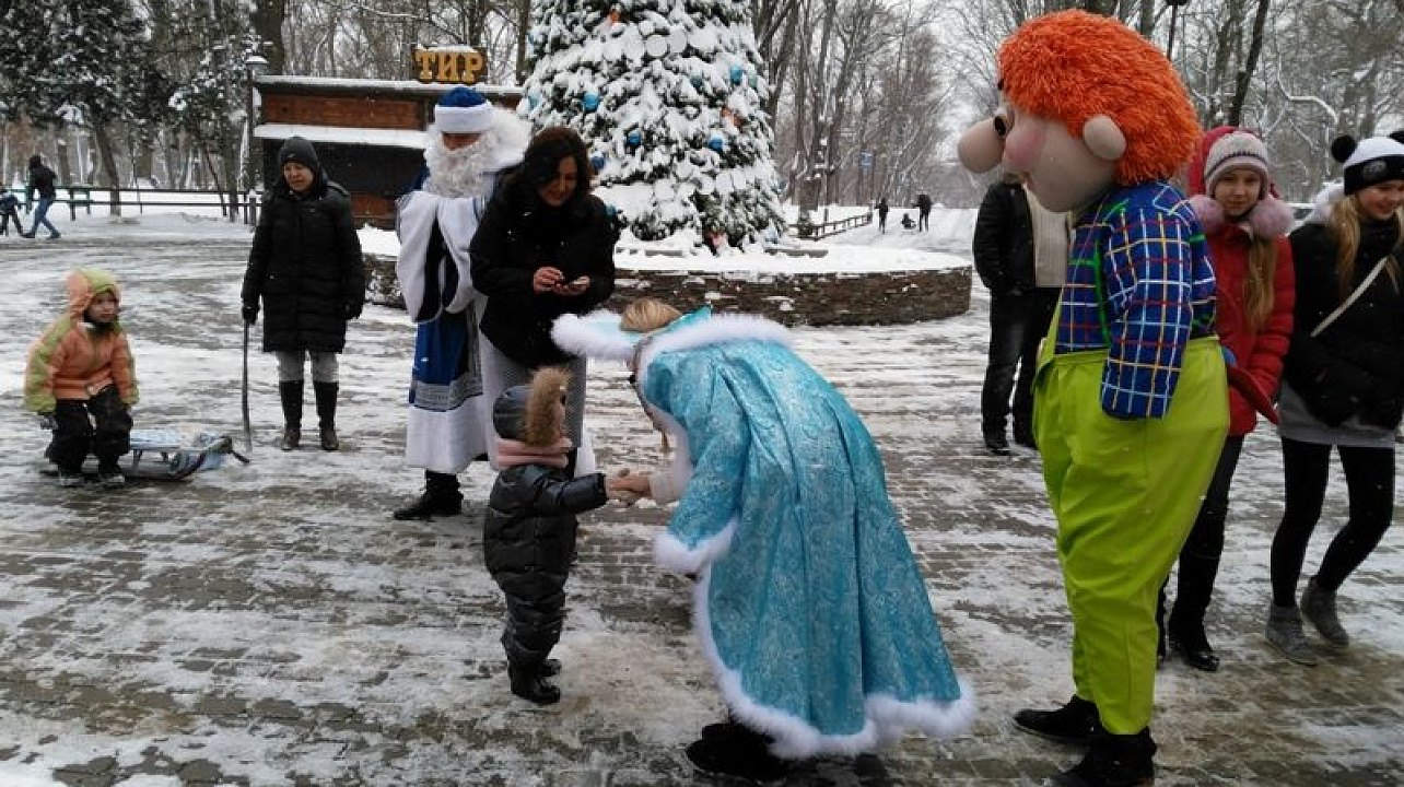 В Центральном округе прошло мероприятие «Здравствуй, праздник новогодний!»