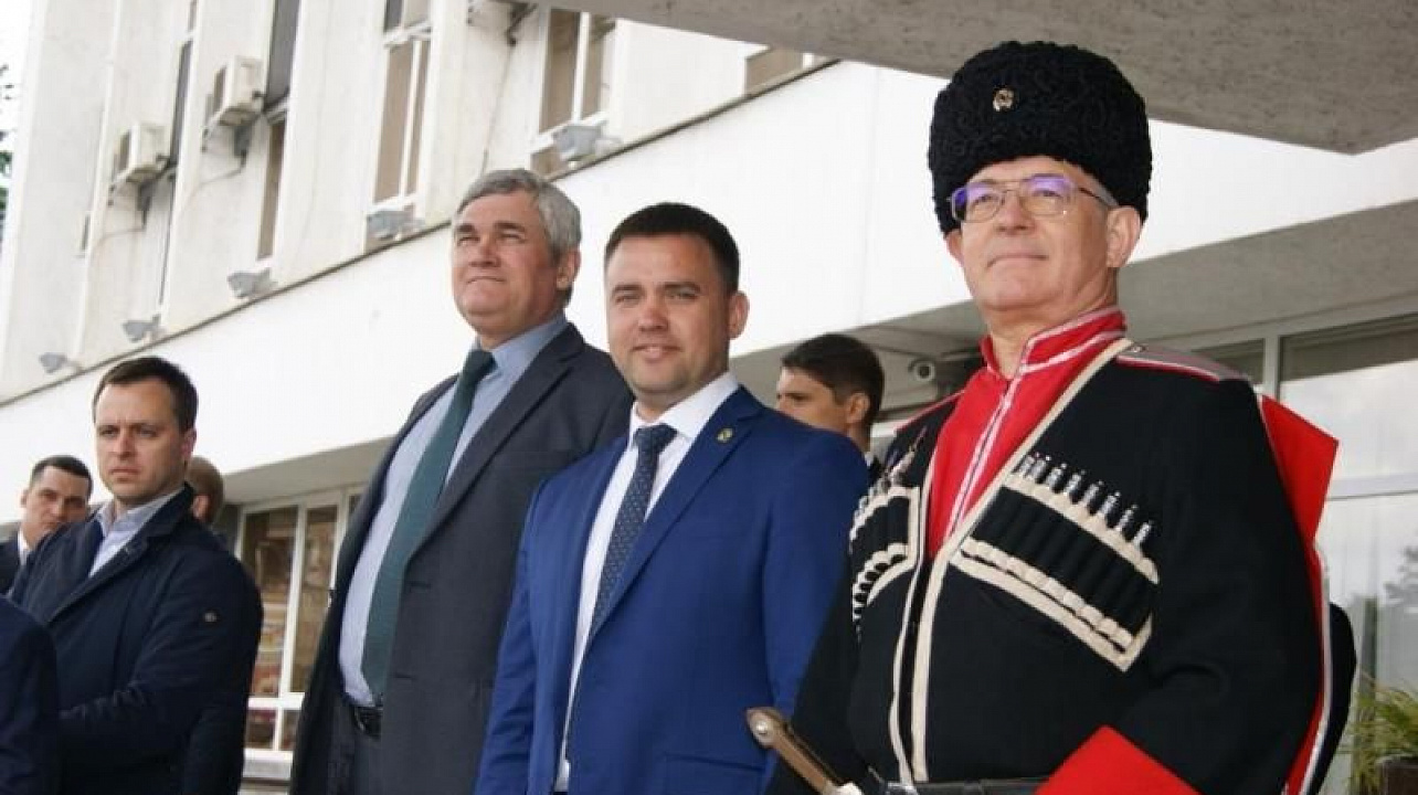 Казаки Екатеринодарского районного казачьего общества приняли участие в параде