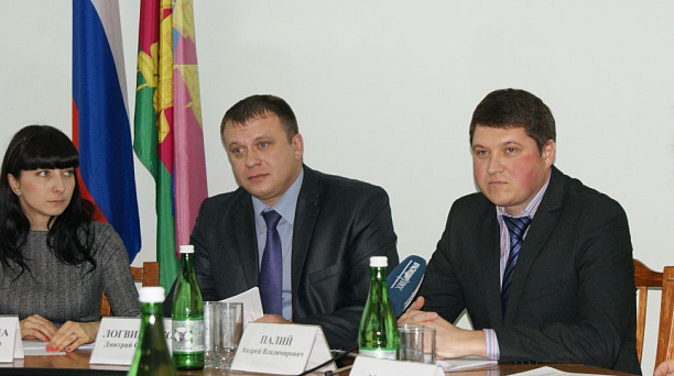 В администрации Западного округа состоялось расширенное заседание окружной межведомственной комиссии по финансовому оздоровлению предприятий