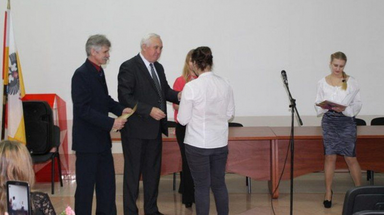 Юные граждане Западного округа получили паспорта