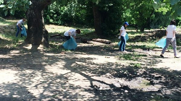 На побережье Кубани  прошел очередной субботник