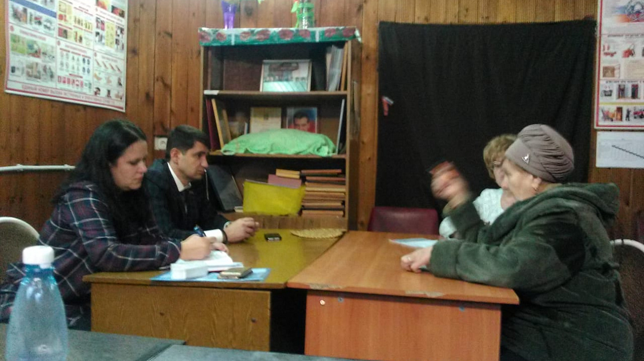 В территориальном центре ж\м Пашковский состоялся приём депутата ЗСК А.Агеева