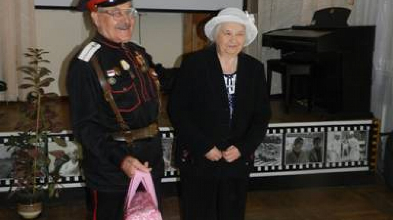 В Западном округе отметили День пожилого человека