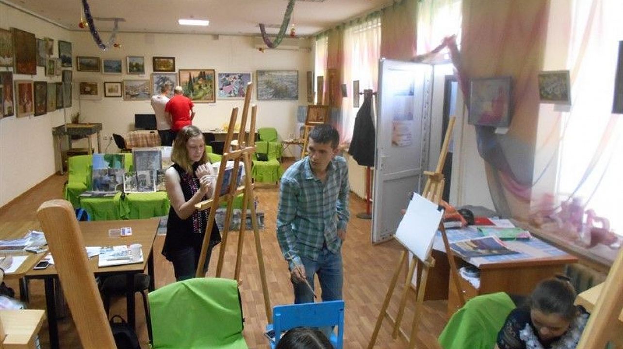 Движение «Содружество» организовало серию творческих мастер-классов ко Дню Победы.jpg