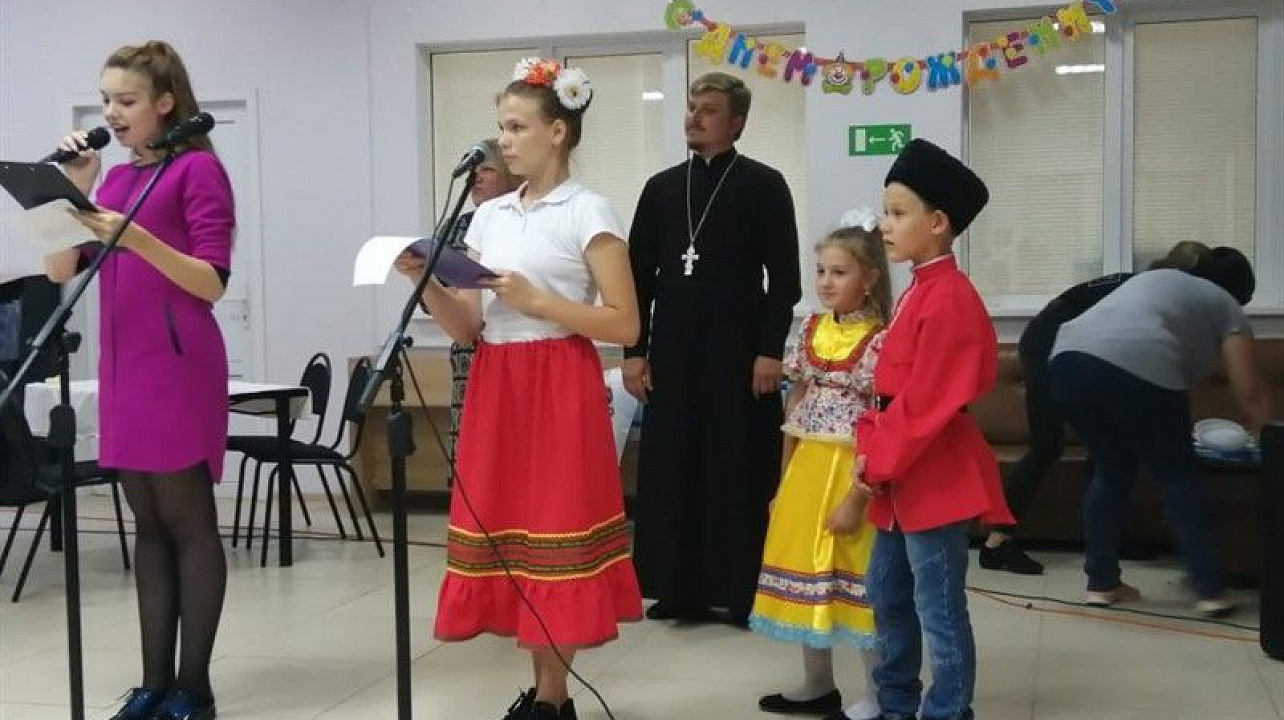Открытие Клуба «Мамы Казачки» прошло накануне дня образования Краснодарского края.jpg