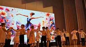 В МАОУ СОШ № 108 состоялось торжественное мероприятие, посвящённое подведению итогов первого полугодия учебного года