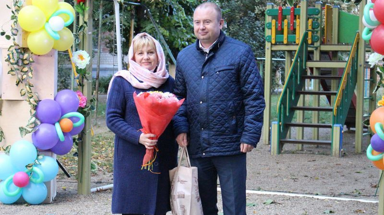 В Центральном округе продолжаются праздники по месту жительства