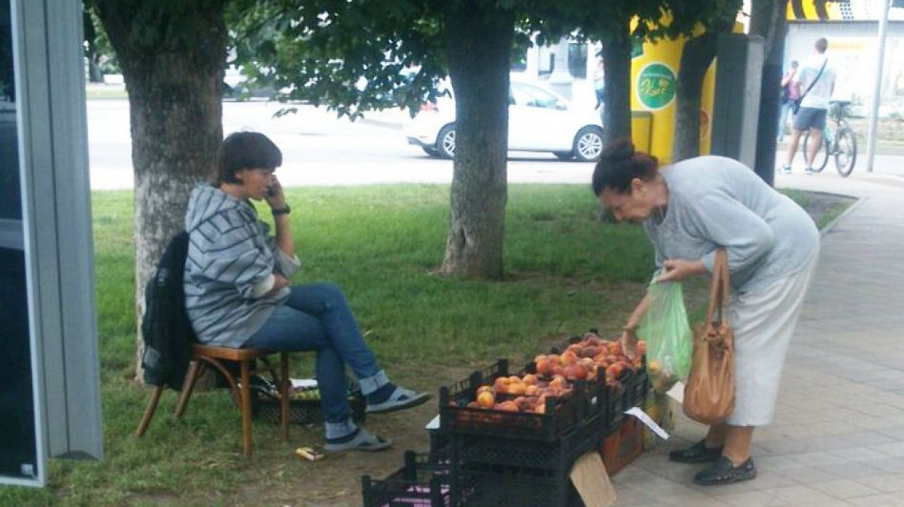 В Западном округе продолжается работа по пресечению «стихийной торговли»