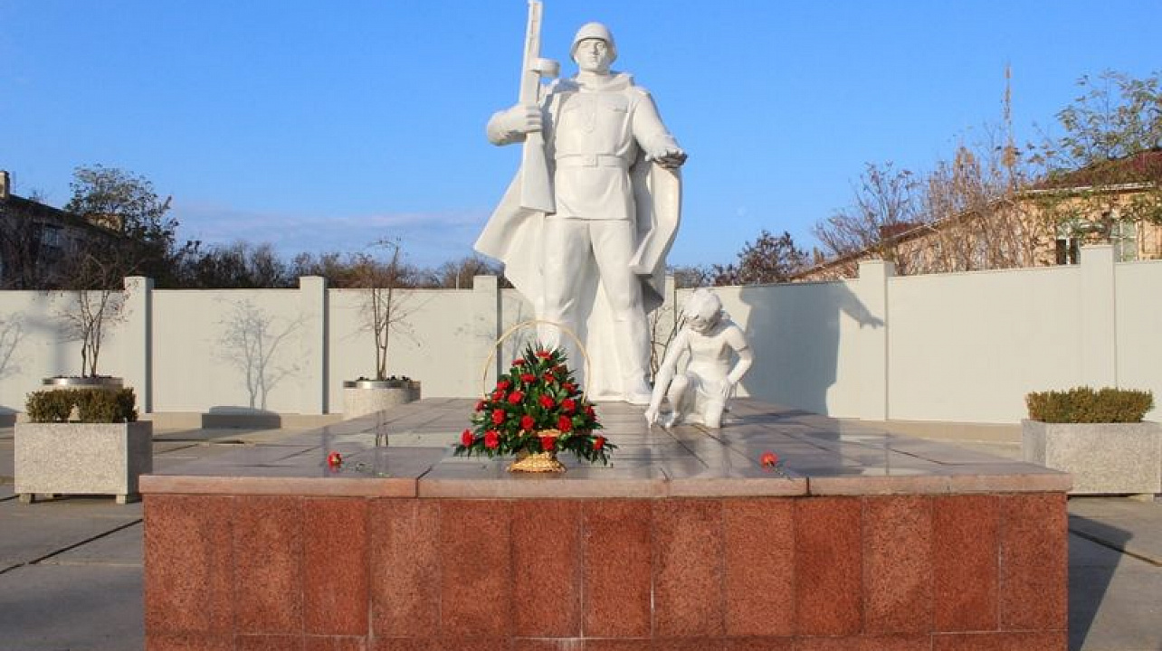 В День Неизвестного солдата в Западном округе почтили память воинов-освободителей Кубани _ _.JPG