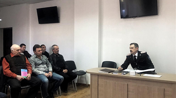 В администрации состоялся совет атаманов и председателей совета стариков казачьих обществ Прикубанского округ