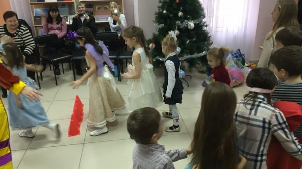 Приключение в мир сказок начинается в библиотеке