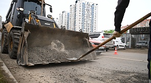 С начала года в Краснодаре выполнили ямочный ремонт на 55 участках дорог