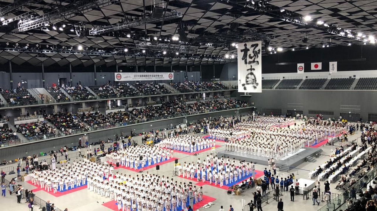 Воспитанник спортшколы Западного округа занял первое место на международном турнире  по каратэ