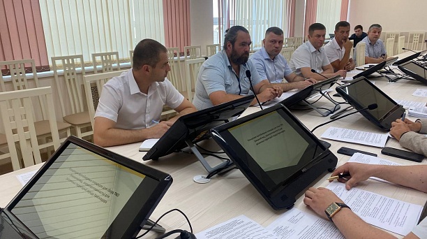 Продолжается проработка вопроса вывоза ТКО и санитарного состояния города