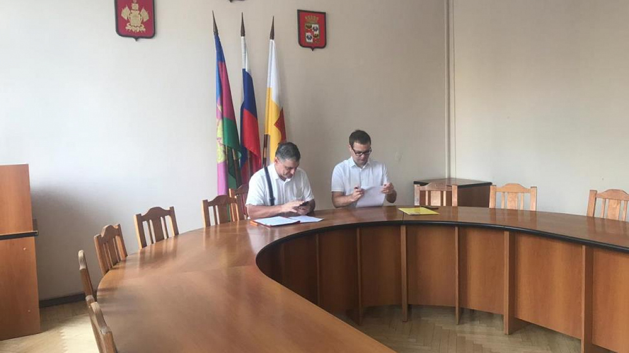 В администрации Западного округа  состоялось совещание с  по вопросу мобилизации  налоговой задолженности  физлиц