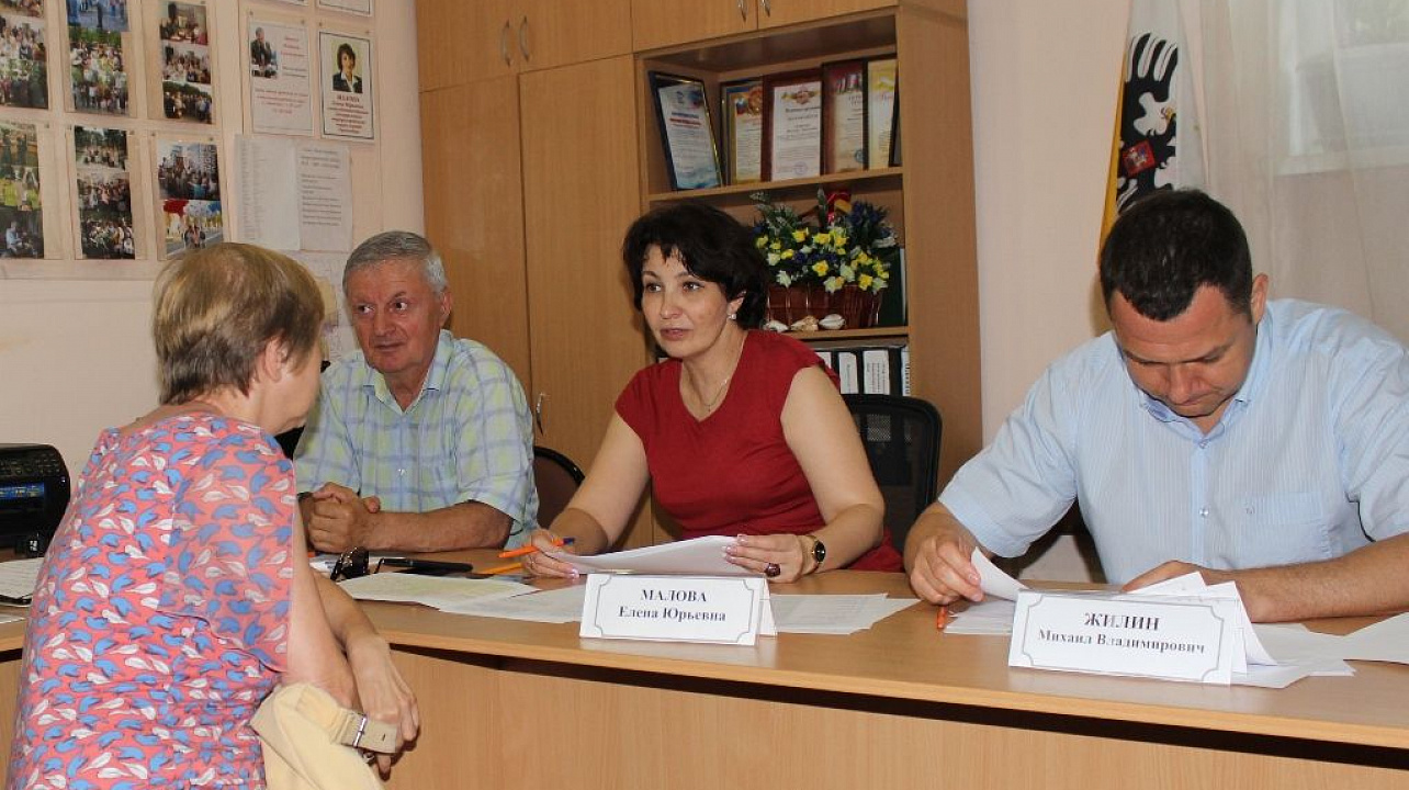Глава администрации Центрального округа Елена Малова провела  выездной прием председателей органов ТОС