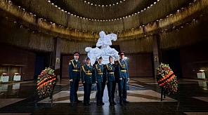 Школьники Краснодара отправились в Москву для участия во Всероссийском слёте «Пост №1»