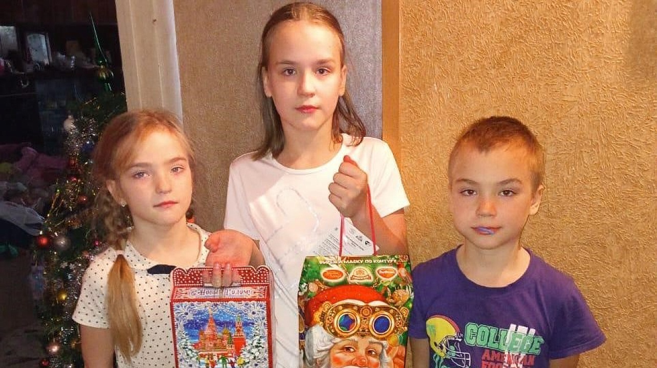 Накануне Нового года посетили 133 семьи с несовершеннолетними детьми, требующими особую заботу государства