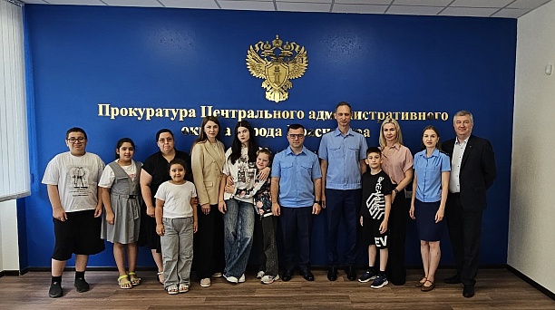 Членов семей участников СВО поздравили с Международным днем защиты детей