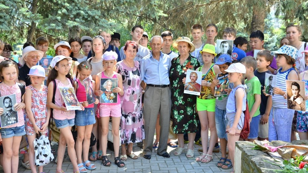 У памятника «Два самолета» состоялся митинг в честь 75-й годовщины со Дня начала Великой отечественной войны
