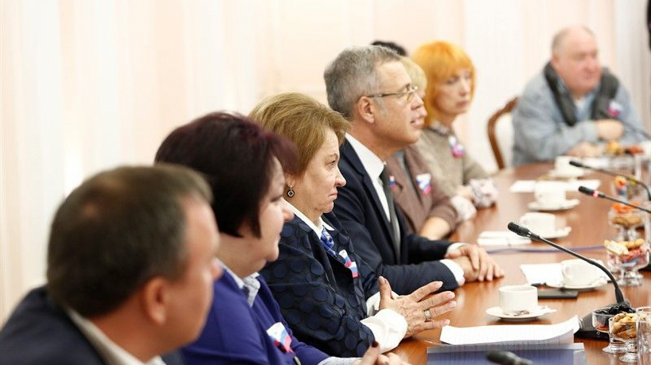 Добровольцы России завершают рабочий год и готовятся к следующему.jpg