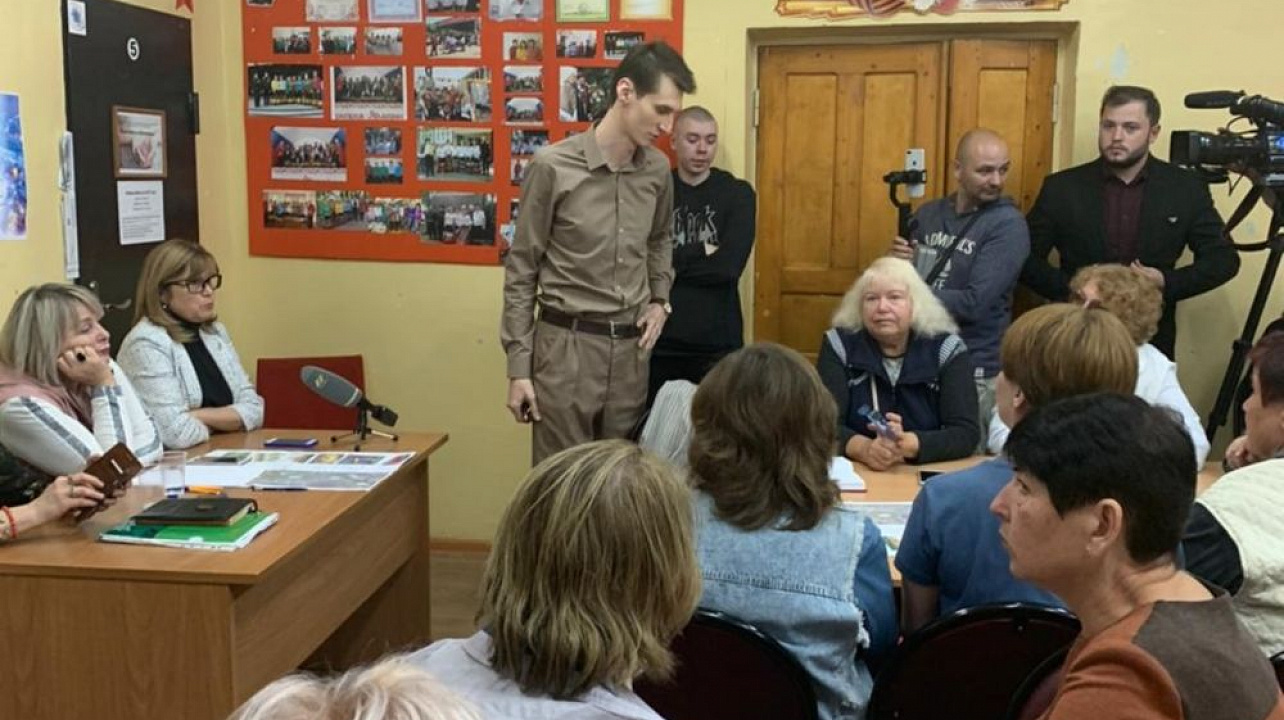 С жителями краснодарского микрорайона Гидростроителей обсудили проект благоустройства Николаевского бульвара