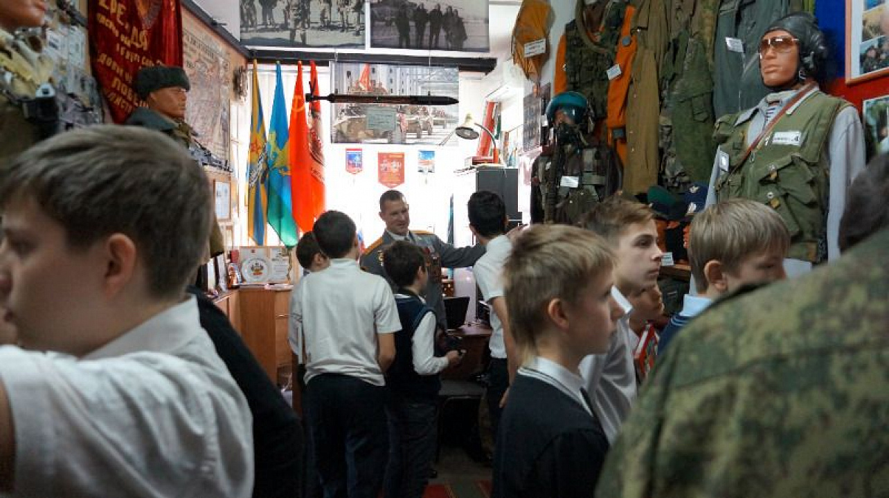 В Прикубанском округе прошла встреча с ветеранами вооруженных конфликтов в музее боевой славы воинов-интернационалистов.jpg