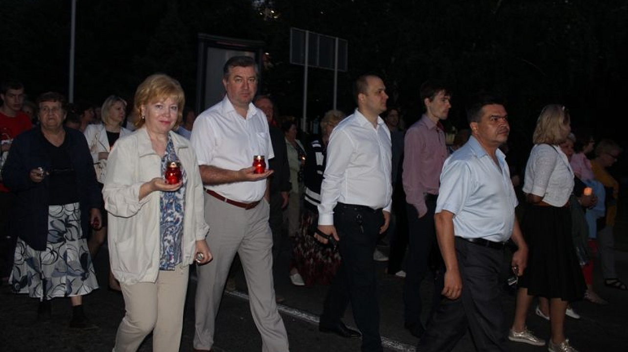 Центральный округ принял участие во Всероссийской акции «Свеча памяти»