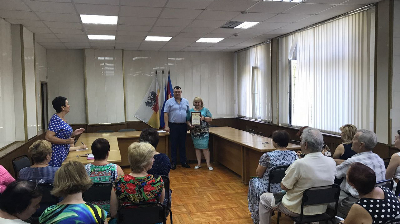 В микрорайоне Фестивальном подвели итоги конкурса ТОСов в многоквартирных домах