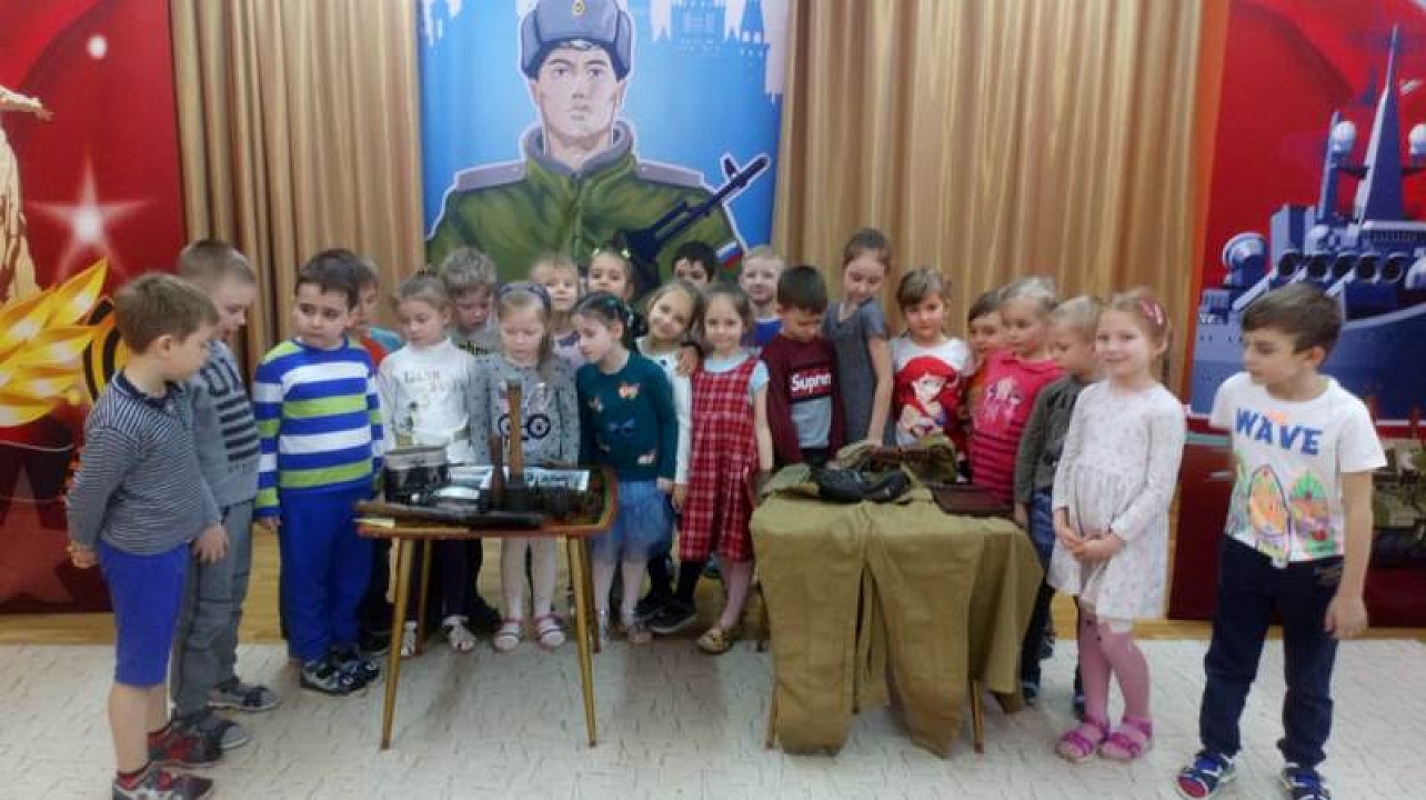 В детском саду № 116 прошла выездная выставка «Кубань в годы Великой Отечественной войны»
