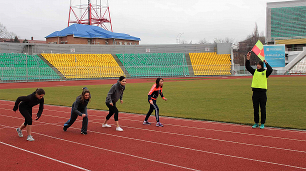 А ну-ка, девушки!