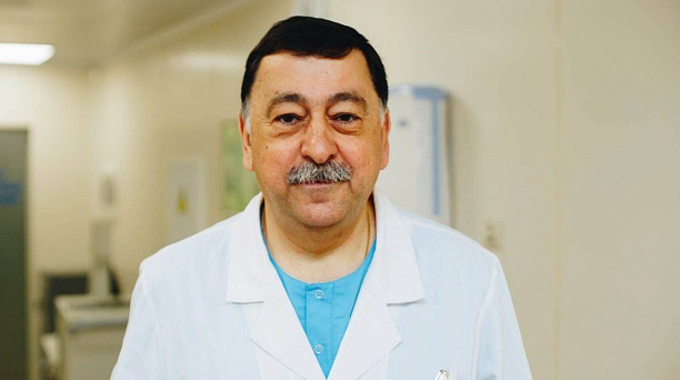 Евгений Наумов поздравил с 65-летием Почётного гражданина Краснодара Григория Пенжояна