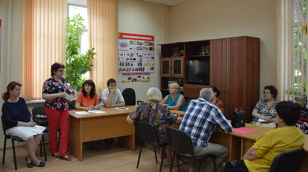 В Центральном округе обсудили правила проживания горожан в многоквартирных домах и порядок расчетов коммунальных услуг