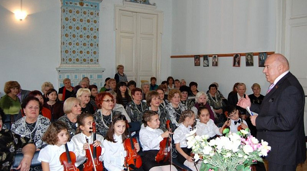 Городской Совет ветеранов отметил день матери