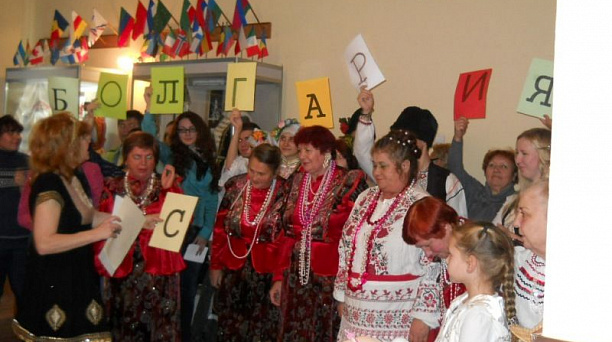 Крепнет сотрудничество между ветеранами Центрального округа и болгарской общиной