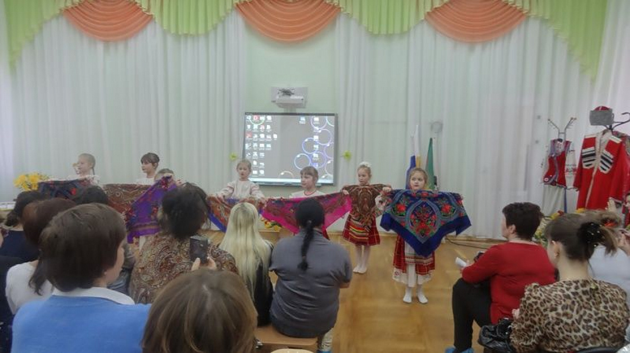 В детском саду № 6 Центрального округа прошел семинар "Кубань моя - моя земля"