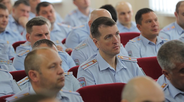 Уменьшилось число преступлений и увеличилась раскрываемость: в полиции Краснодара подвели итоги работы за полгода 2025