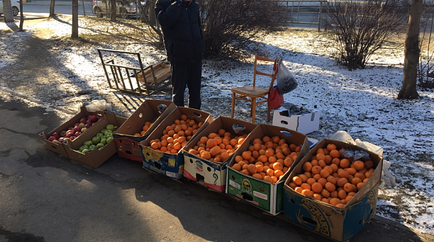 В Западном округе продолжается работа по пресечению несанкционированной торговли