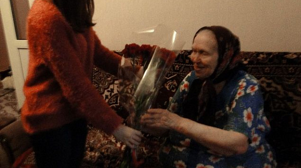 Студенты Краснодарского торгово-экономического колледжа Западного округа побывали в гостях у ветерана