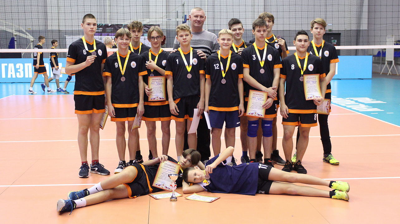 Определились победители Первенства Краснодара по волейболу среди юношей и девушек