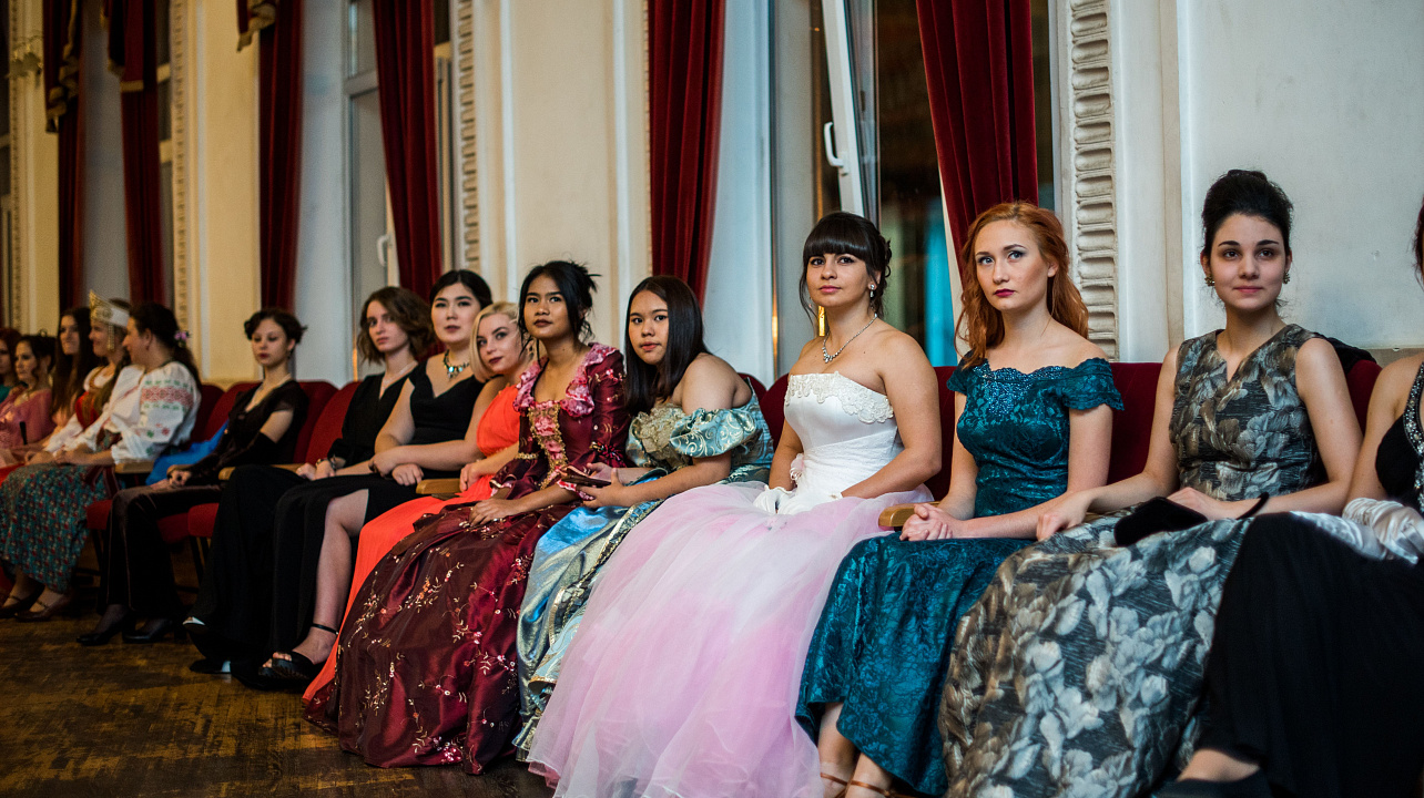 Заседание молодёжного клуба интернациональной дружбы (2).jpg