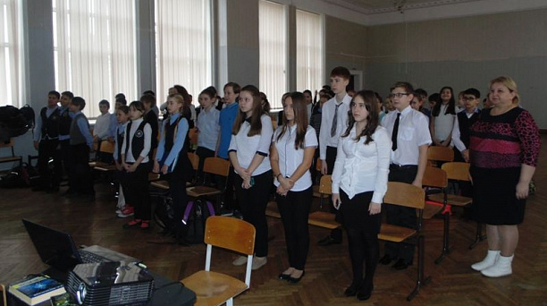 В школе № 2 Центрального округа прошло мероприятие «Ленинградский метроном»