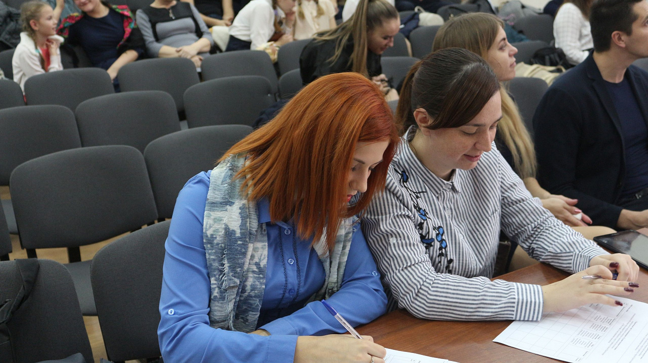 Отборочный тур окружного конкурса творческой молодежи прошел в школе №98