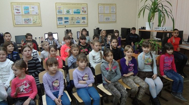 Детско-юношеский центр Западного округа провел патриотическую викторину