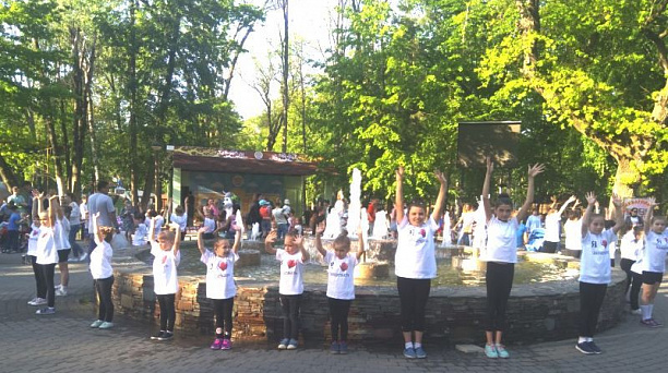 В Центральном округе торжественно открыли сезон фонтанов